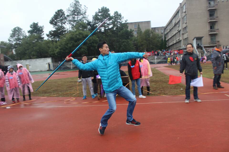 伟德BETVLCTOR