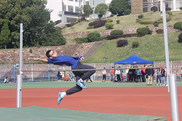 伟德BETVLCTOR